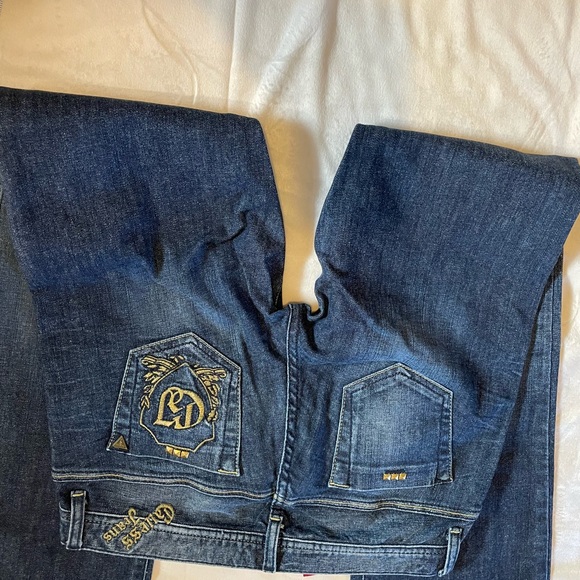 *SOLD* Sz.24 Womans Guess Jeans - Picture 5 of 5